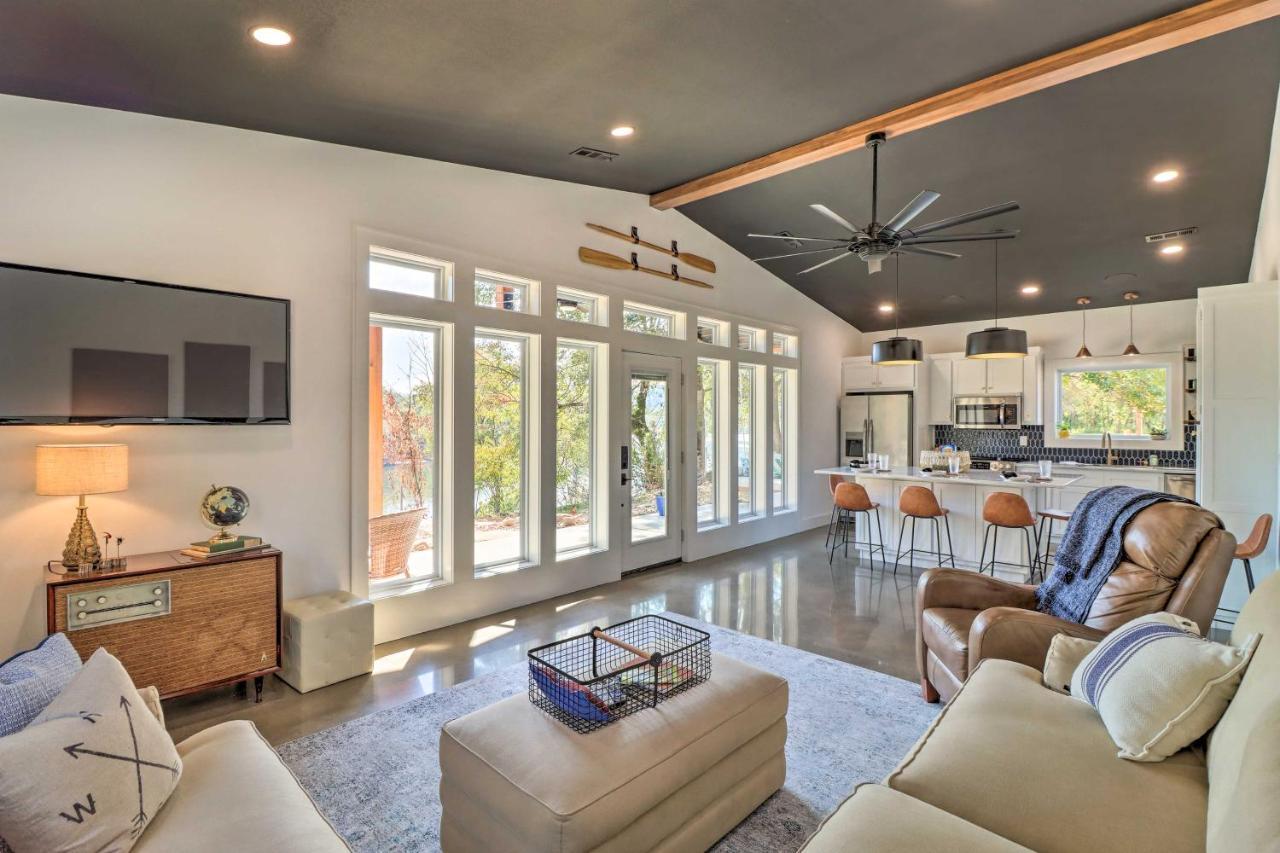Modern Norfork House With Patio On White River! Exteriör bild